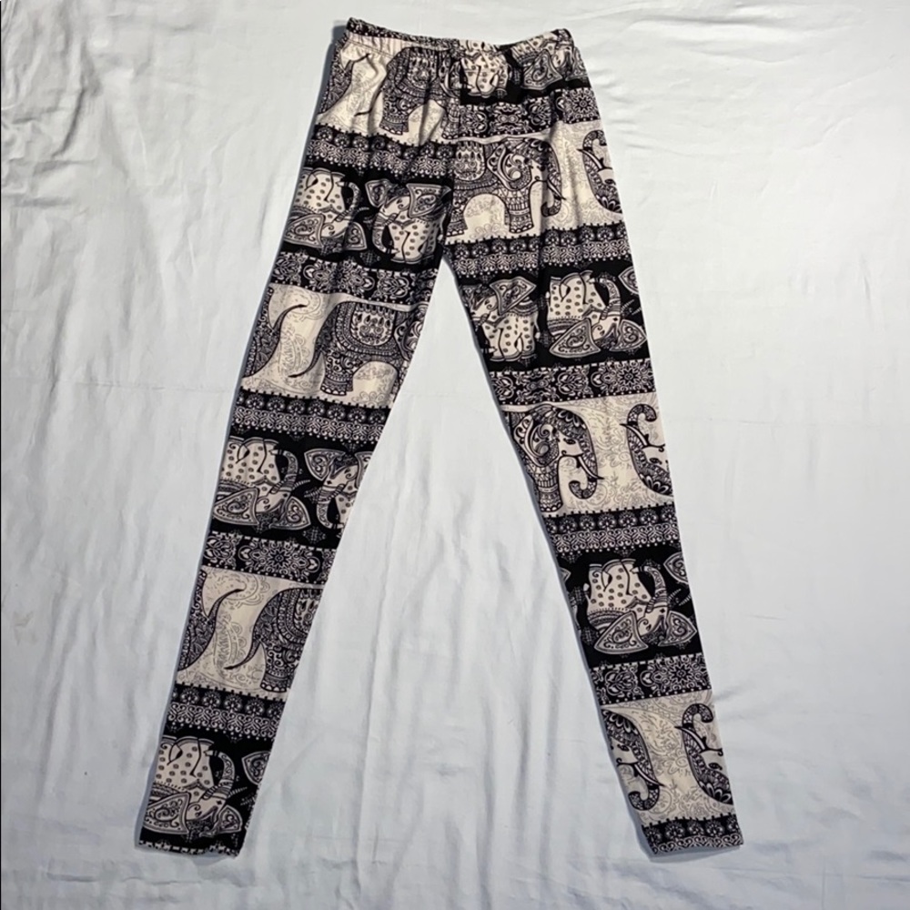 Elephant print leggings